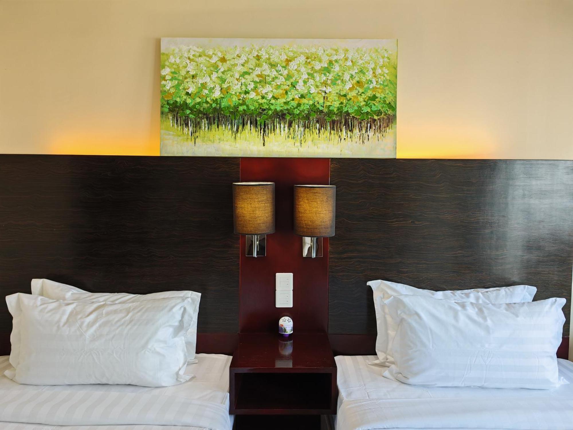 Meetsuite At Ming Garden Apartment